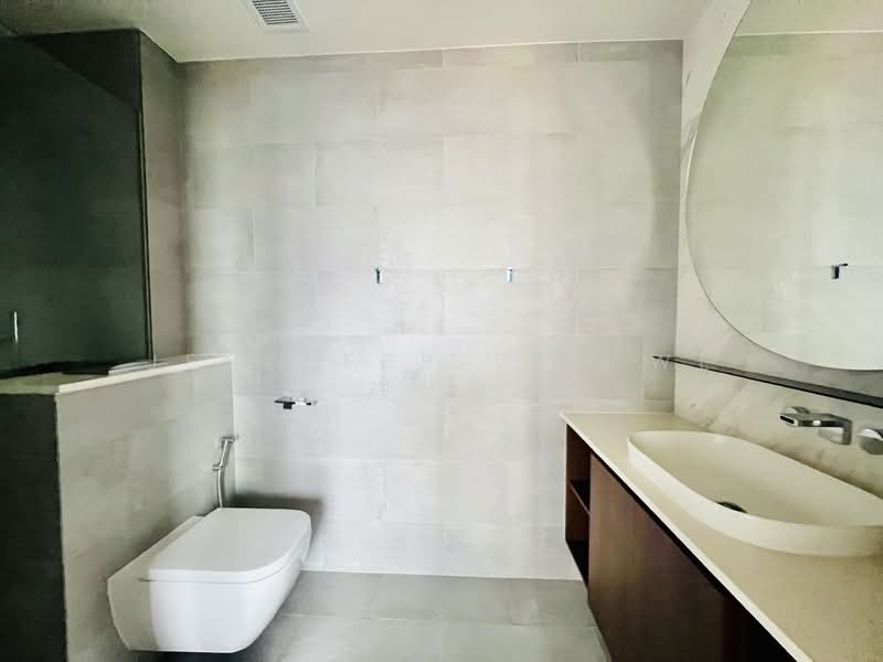 The Iveria, 2 Kim Yam Road, 3 Bedrooms, 915 sqft, Condominium For Sale, by Jennifer Tan WL 陈慧莲, 500117920 - Bathroom - PropertyGuru.com.sg