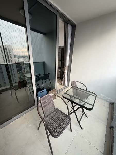 Echelon, 9 Alexandra View, Room Rental, 145 sqft, Condominium For Rent, by Jeron Lee, 500117934 - Balcony - PropertyGuru.com.sg