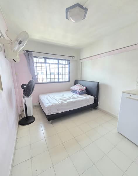 389 Yishun Avenue 6, 389 Yishun Avenue 6, 3 Bedrooms, 1,119 sqft, HDB Flat For Sale, by Melina Yap, 500117945 - Bedroom - PropertyGuru.com.sg
