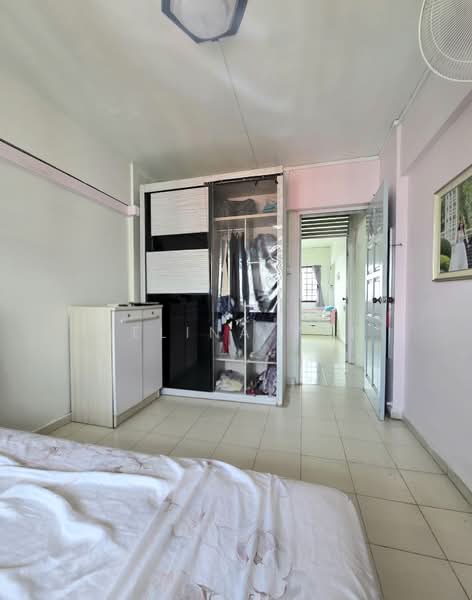 389 Yishun Avenue 6, 389 Yishun Avenue 6, 3 Bedrooms, 1,119 sqft, HDB Flat For Sale, by Melina Yap, 500117945 - Bedroom - PropertyGuru.com.sg