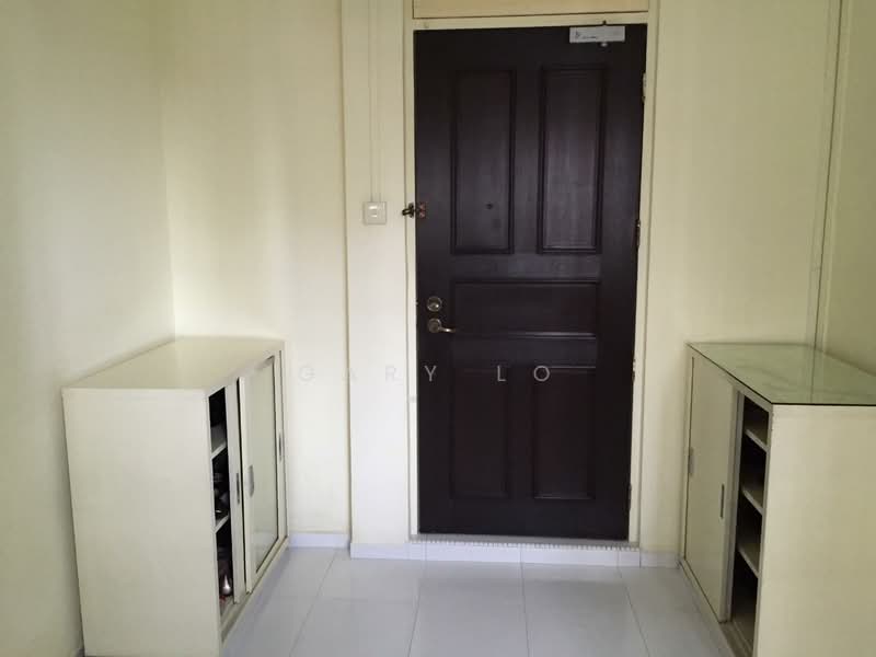 241 Bishan Street 22, 241 Bishan Street 22, 3 Bedrooms, 1,227 sqft, HDB Flat For Sale, by Gary Lo, 500117948 - Entrance - PropertyGuru.com.sg