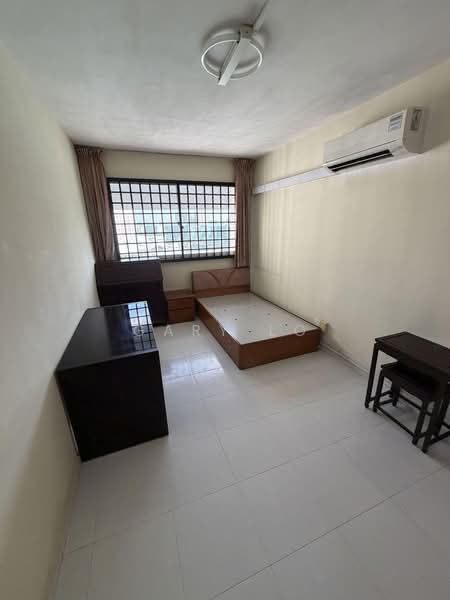 241 Bishan Street 22, 241 Bishan Street 22, 3 Bedrooms, 1,227 sqft, HDB Flat For Sale, by Gary Lo, 500117948 - Bedroom - PropertyGuru.com.sg