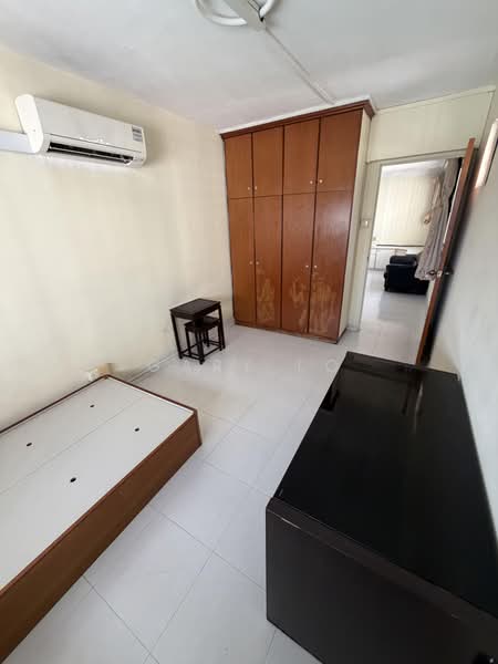 241 Bishan Street 22, 241 Bishan Street 22, 3 Bedrooms, 1,227 sqft, HDB Flat For Sale, by Gary Lo, 500117948 - Bedroom - PropertyGuru.com.sg