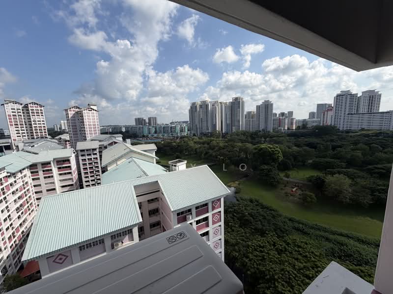 241 Bishan Street 22, 241 Bishan Street 22, 3 Bedrooms, 1,227 sqft, HDB Flat For Sale, by Gary Lo, 500117948 - Exterior - PropertyGuru.com.sg