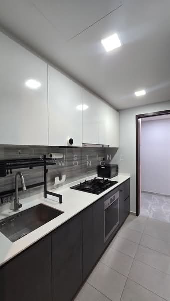 The Brownstone, 156 Canberra Drive, 3 Bedrooms, 915 sqft, Executive Condominium For Rent, by Kristine Wong, 500117952 - Kitchen - PropertyGuru.com.sg