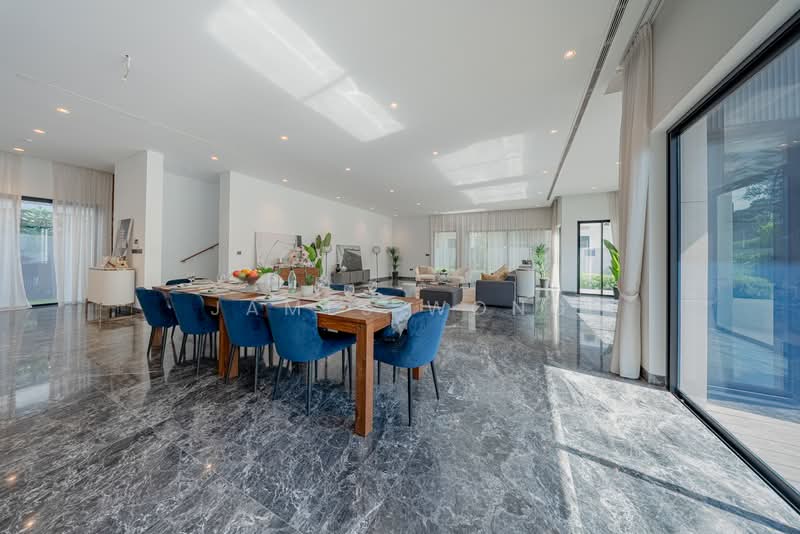 BRAND NEW ULTRA LUXURIOUS DETACHED HOUSE AT MT ROSIE, Mount Rosie, 8 Bedrooms, 16,031 sqft, Bungalow House For Sale, by James Wong, 500117964 - PropertyGuru.com.sg