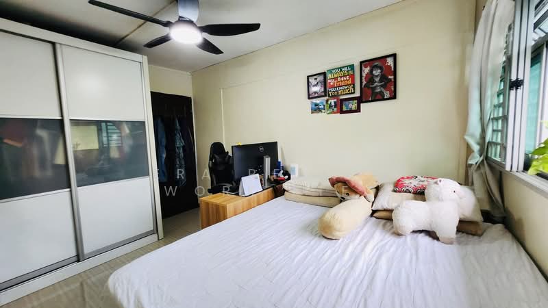 413 Ang Mo Kio Avenue 10, 413 Ang Mo Kio Avenue 10, 3 Bedrooms, 990 sqft, HDB Flat For Sale, by ERA REALTY NETWORK PTE LTD, 500117977 - Bedroom - PropertyGuru.com.sg