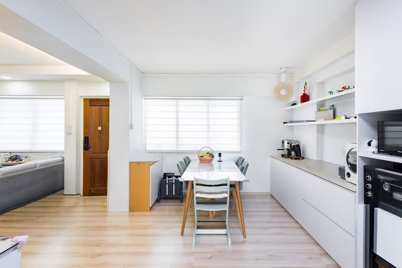 338 Tampines Street 33, 338 Tampines Street 33, 3 Bedrooms, 1,152 sqft, HDB Flat For Sale, by Gracia Ow, 500117978 - Living Room - PropertyGuru.com.sg