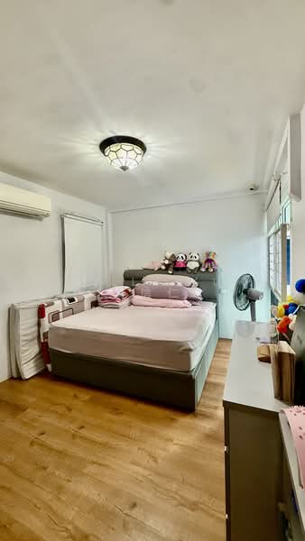 387 Bukit Batok West Avenue 5, 387 Bukit Batok West Avenue 5, 3 Bedrooms, 1,270 sqft, HDB Flat For Sale, by Billy Yu 虞信仁, 500117991 - PropertyGuru.com.sg