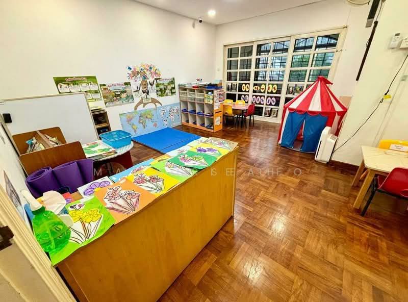 Landed Childcare Centre Biz for Takeover with No Takeover fee in Hillview Estate, , 5 Bedrooms, 3,500 sqft, Corner Terrace For Rent, by Marjorie Teo, 500117994 - Study - PropertyGuru.com.sg