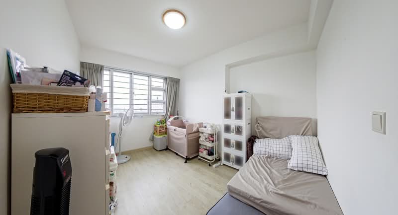105 Depot Road, 105 Depot Road, 3 Bedrooms, 990 sqft, HDB Flat For Sale, by W J Wong, 500118007 - Bedroom - PropertyGuru.com.sg