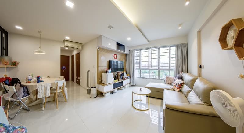 105 Depot Road, 105 Depot Road, 3 Bedrooms, 990 sqft, HDB Flat For Sale, by W J Wong, 500118007 - Living Room - PropertyGuru.com.sg