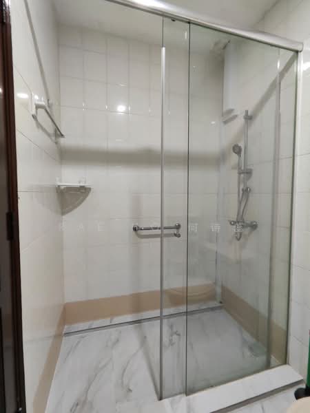 Garlick park, 108 SIXTH AVENUE, Studio, 350 sqft, Semi-Detached House For Rent, by Rae Ho 何诗蕊, 500118013 - Bathroom - PropertyGuru.com.sg