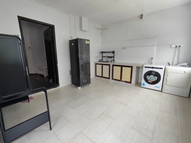 Garlick park, 108 SIXTH AVENUE, Studio, 350 sqft, Semi-Detached House For Rent, by Rae Ho 何诗蕊, 500118013 - PropertyGuru.com.sg