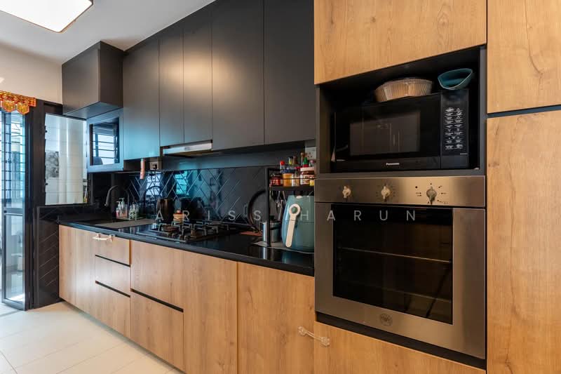 415C Northshore Drive, 415C Northshore Drive, 3 Bedrooms, 1,011 sqft, HDB Flat For Sale, by Hariss Harun, 500118015 - Kitchen - PropertyGuru.com.sg