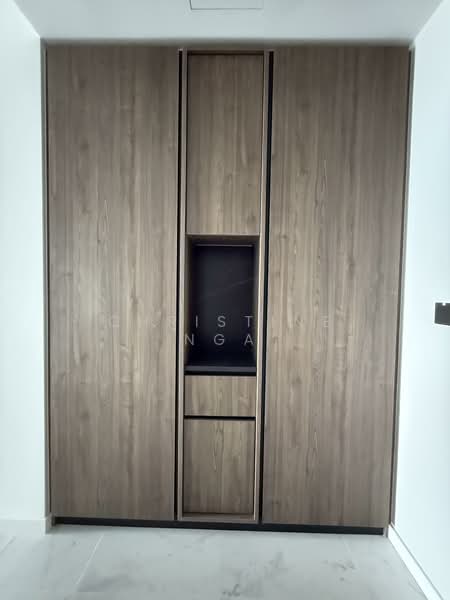 Sceneca Residence, Tanah Merah Kechil Link, 3 Bedrooms, 1,163 sqft, Condominium For Rent, by Christine Nga, 500118018 - Foyer / Shoe Cabinet - PropertyGuru.com.sg