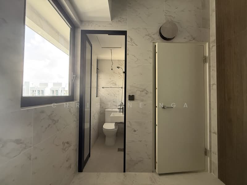 Sceneca Residence, Tanah Merah Kechil Link, 3 Bedrooms, 1,163 sqft, Condominium For Rent, by Christine Nga, 500118018 - Helper’s Bathroom and Store Room - PropertyGuru.com.sg