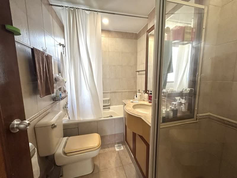 High Oak Condo, 11 Toh Tuck Road, 3 Bedrooms, 1,163 sqft, Condominium For Sale, by Josephine Teo, 500118031 - Bathroom - PropertyGuru.com.sg