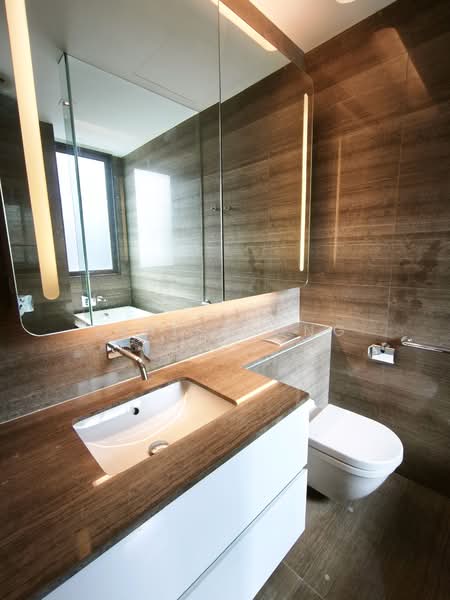 Lloyd SixtyFive, 65 Lloyd Road, 3 Bedrooms, 3,638 sqft, Condominium For Rent, by Terisa Ong, 500118036 - Bathroom 1 - PropertyGuru.com.sg