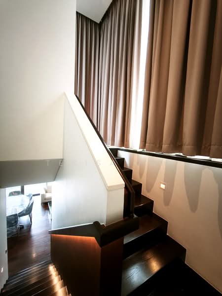 Lloyd SixtyFive, 65 Lloyd Road, 3 Bedrooms, 3,638 sqft, Condominium For Rent, by Terisa Ong, 500118036 - Stairway - PropertyGuru.com.sg