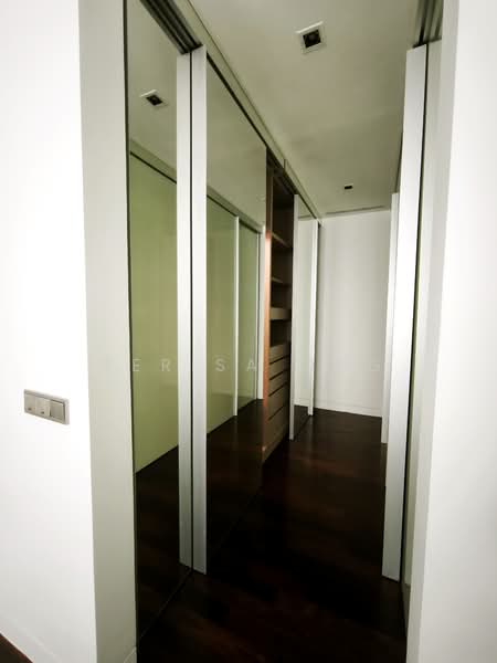 Lloyd SixtyFive, 65 Lloyd Road, 3 Bedrooms, 3,638 sqft, Condominium For Rent, by Terisa Ong, 500118036 - Walk-in Wardrobe  - PropertyGuru.com.sg