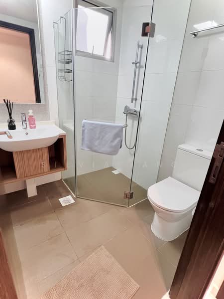 Heron Bay, 61 Upper Serangoon View, 4 Bedrooms, 2,002 sqft, Executive Condominium For Sale, by Silvia Yang, 500118043 - PropertyGuru.com.sg