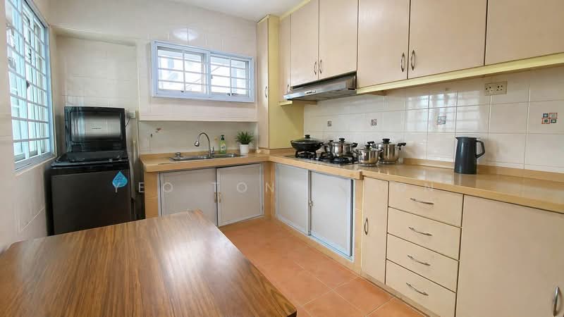 176C Edgefield Plains, 176C Edgefield Plains, 3 Bedrooms, 969 sqft, HDB Flat For Sale, by Yeo Tong Boon, 500118053 - Kitchen - PropertyGuru.com.sg