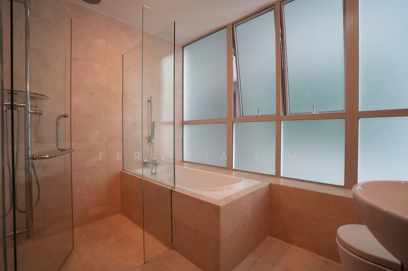 The Rochester Residences, 33 Rochester Drive, 3 Bedrooms, 1,948 sqft, Apartment For Sale, by Ferlicia Lim, 500118064 - Bathroom - PropertyGuru.com.sg