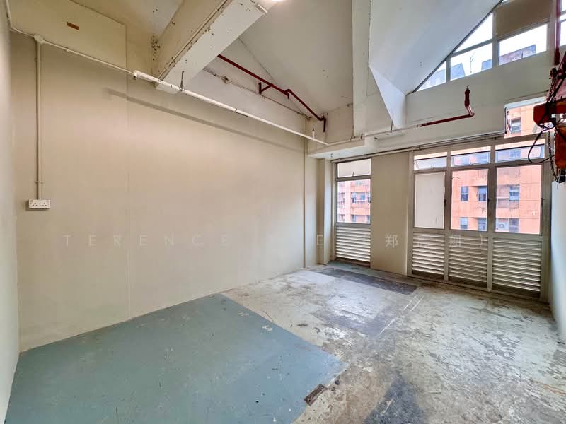 Kb Industrial Building, 10 Kaki Bukit Road 1, 4,542 sqft, Factory / Workshop (B2) For Sale, by Terence Tee (郑志翔), 500118076 - Interior - CommercialGuru.com.sg