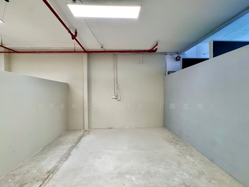 Kb Industrial Building, 10 Kaki Bukit Road 1, 4,542 sqft, Factory / Workshop (B2) For Sale, by Terence Tee (郑志翔), 500118076 - Interior - CommercialGuru.com.sg