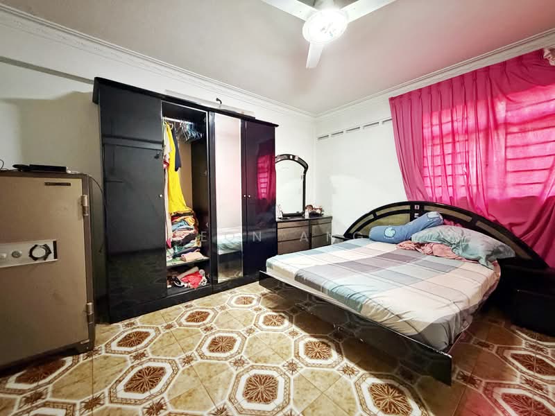 53 Geylang Bahru, 53 Geylang Bahru, 3 Bedrooms, 1,259 sqft, HDB Flat For Sale, by Keon Ang, 500118085 - Bedroom - PropertyGuru.com.sg