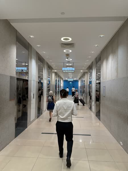 International Plaza, 10 Anson Road, 2,177 sqft, Office For Sale, by Ricky Tan, 500118086 - Corridor - CommercialGuru.com.sg