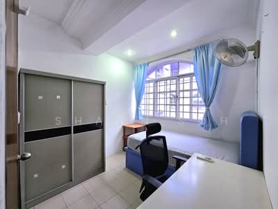 For Rent - Versailles