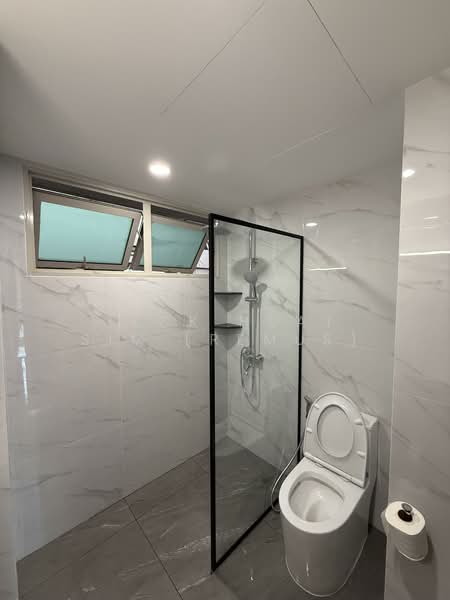 The Gardens at Bishan, 1 Sin Min Walk, 2 Bedrooms, 883 sqft, Condominium For Rent, by Teck Huat Sim (Remus), 500118133 - Bathroom - PropertyGuru.com.sg