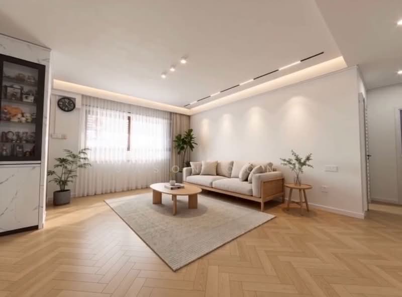 658 Hougang Avenue 8, 658 Hougang Avenue 8, 3 Bedrooms, 1,108 sqft, HDB Flat For Sale, by Jason Oon, 500118145 - Living Room - PropertyGuru.com.sg