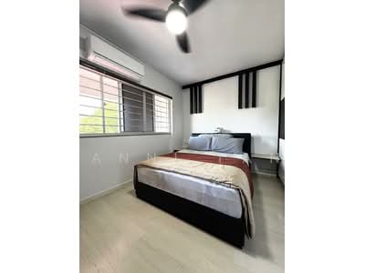 For Rent - 124 Tampines Street 11