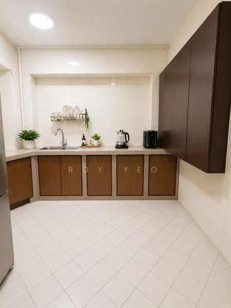 681A Woodlands Drive 62, 681A Woodlands Drive 62, 3 Bedrooms, 1,119 sqft, HDB Flat For Sale, by Roy Yeo, 500118148 - Kitchen - PropertyGuru.com.sg