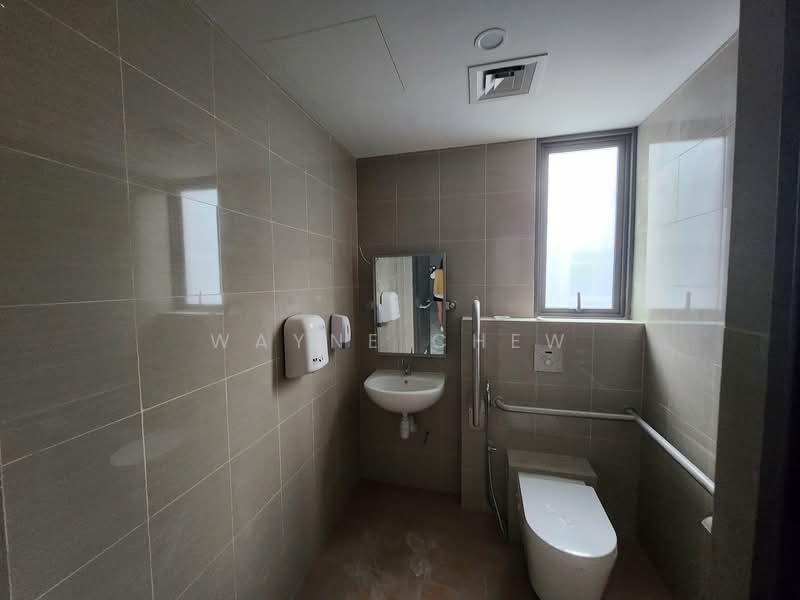 Macpherson Building, , 12,060 sqft, Light Industrial (B1) For Sale, by Wayne Chew, 500118150 - Bathroom - CommercialGuru.com.sg