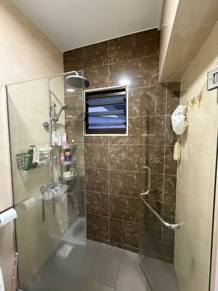 192C Rivervale Drive, 192C Rivervale Drive, 3 Bedrooms, 1,238 sqft, HDB Flat For Sale, by Xavier Ng, 500118151 - Bathroom - PropertyGuru.com.sg