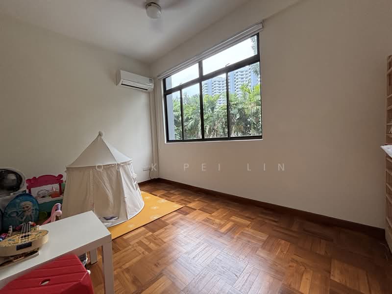 East Coast Avenue, East Coast Ave, 5 Bedrooms, 3,940 sqft, Corner Terrace For Rent, by Quek Pei Lin, 500118159 - Bedroom - PropertyGuru.com.sg