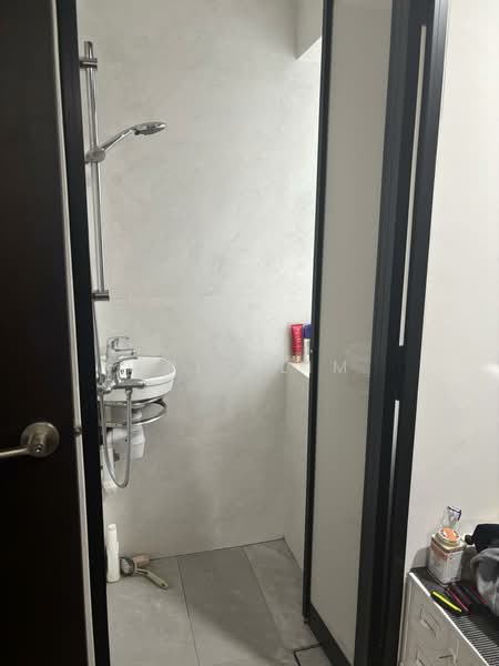 Le Marican, 95 Lorong Marican, 1 Bedroom, 570 sqft, Apartment For Sale, by Eric Lim, 500118171 - Bathroom - PropertyGuru.com.sg