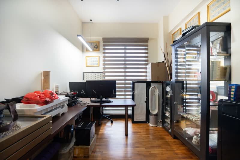 Regent Heights, 52 Bukit Batok East Avenue 5, 5 Bedrooms, 2,594 sqft, Condominium For Sale, by Regan Lim 林鉦桀, 500118182 - Study - PropertyGuru.com.sg