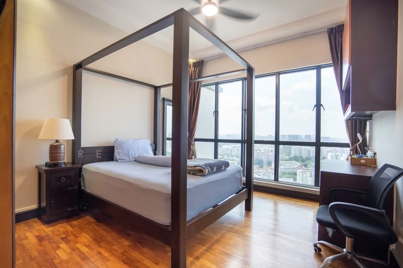 Regent Heights, 52 Bukit Batok East Avenue 5, 5 Bedrooms, 2,594 sqft, Condominium For Sale, by Regan Lim 林鉦桀, 500118182 - Bedroom - PropertyGuru.com.sg