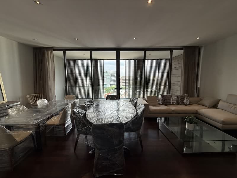 Lloyd SixtyFive, 65 Lloyd Road, 3 Bedrooms, 3,638 sqft, Condominium For Rent, by Dolly Chia 谢梅莉, 500118183 - Living Room - PropertyGuru.com.sg