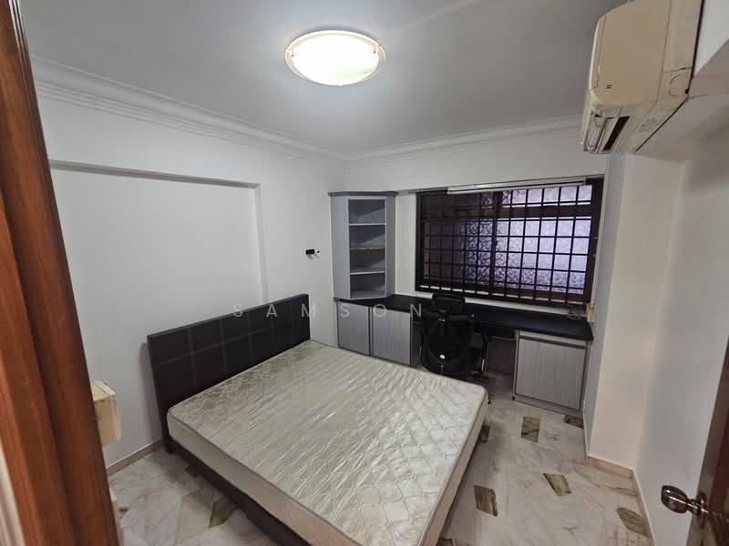699B Hougang Street 52, 699B Hougang Street 52, 3 Bedrooms, 1,076 sqft, HDB Flat For Rent, by Samson ., 500118185 - Bedroom - PropertyGuru.com.sg