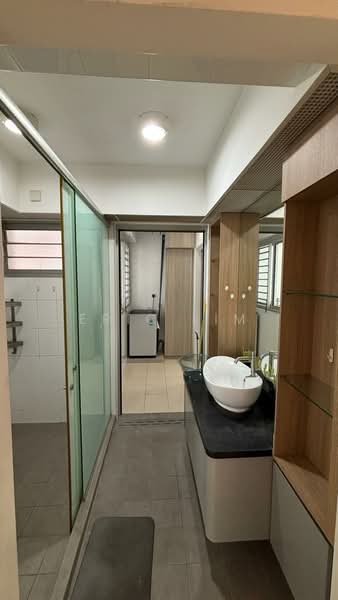 418 Clementi Avenue 1, 418 Clementi Avenue 1, 2 Bedrooms, 753 sqft, HDB Flat For Sale, by Eric Lim, 500118186 - Bathroom - PropertyGuru.com.sg