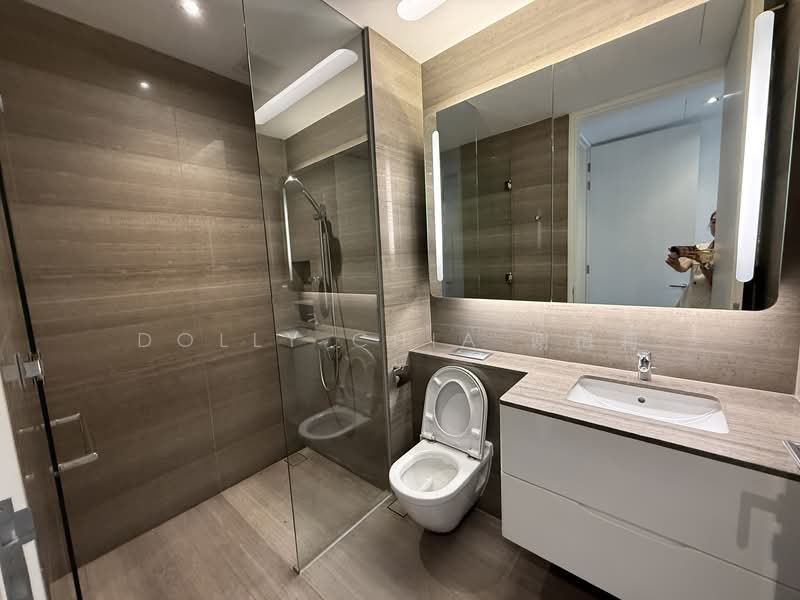 For Rent - Lloyd SixtyFive