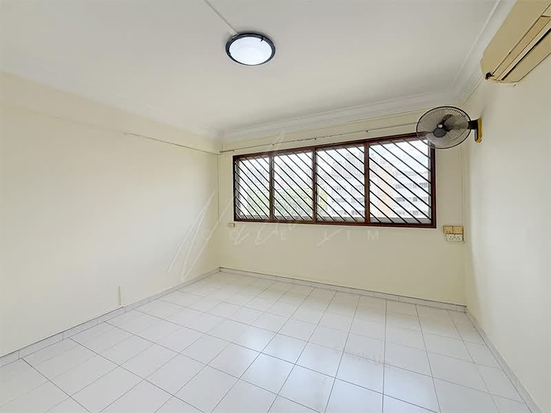 144 Bishan Street 12, 144 Bishan Street 12, 4 Bedrooms, 1,292 sqft, HDB Flat For Sale, by Nicole Lim, 500118197 - Bedroom 4 - PropertyGuru.com.sg