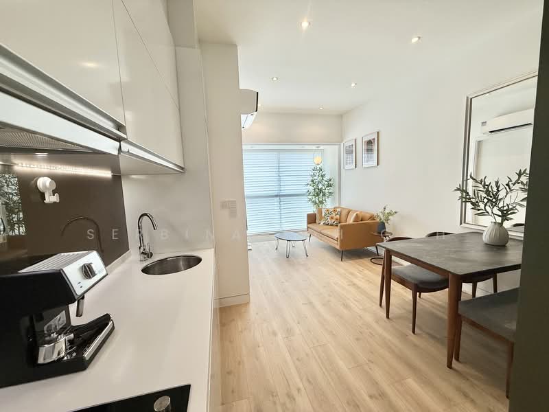 RV Edge, 2 Shanghai Road, 2 Bedrooms, 829 sqft, Condominium For Rent, by Serbina Goh Goh, 500118198 - PropertyGuru.com.sg