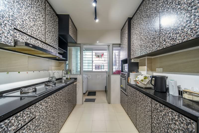 502A Yishun Street 51, 502A Yishun Street 51, 3 Bedrooms, 990 sqft, HDB Flat For Sale, by Noh ., 500118212 - Kitchen - PropertyGuru.com.sg